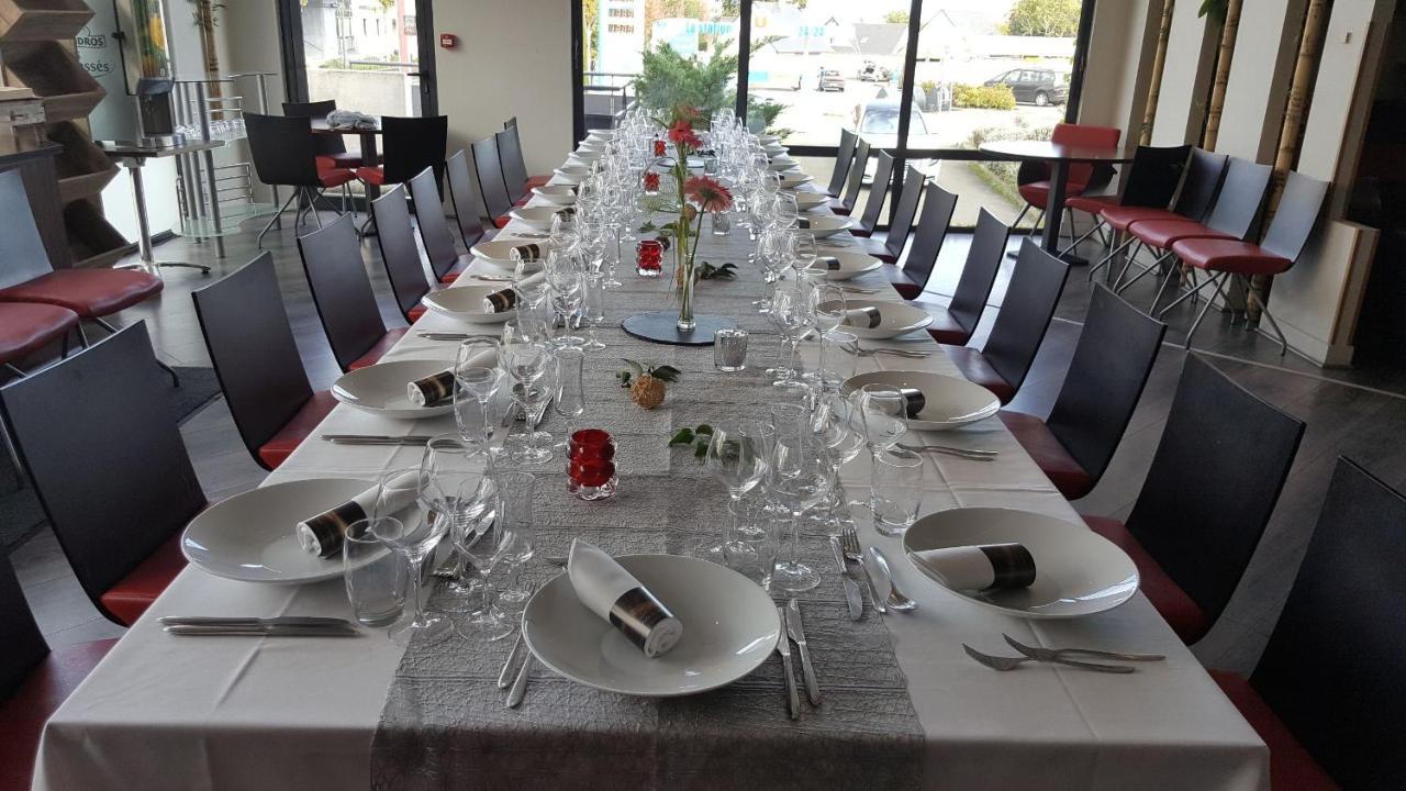 Hotel De Loire Et Restaurant Les Bateliers Trelaze Luaran gambar